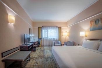 Standard Room, 1 King Bed