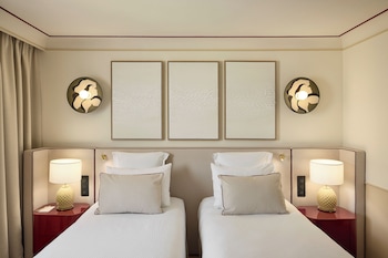 Deluxe Twin Room, Pool View