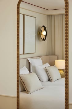 Deluxe Twin Room, Pool View