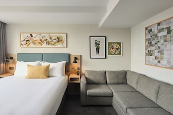 Premium Room, 1 King Bed with Sofa bed