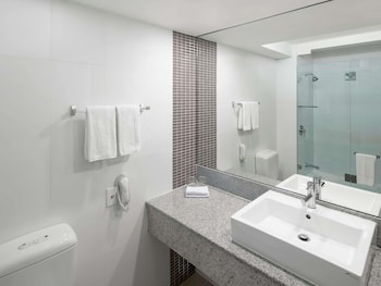 Deluxe Room, 2 Queen Beds
