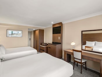 Deluxe Room, 2 Queen Beds