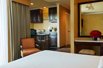 Executive with Kitchenette
