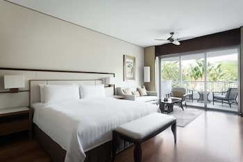 Deluxe Room, 1 King Bed (Garden Wing, City)