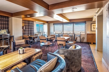 Club Room, 1 King Bed