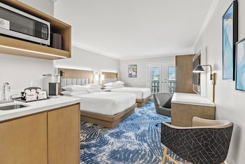 Standard Room, 2 Queen Beds, Accessible (Mobility, Accessible Tub)