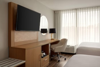 Room, 2 Queen Beds, Non Smoking