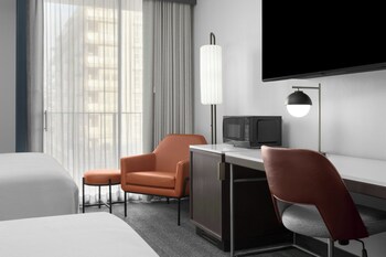 Room, 2 Queen Beds (Hearing Accessible)