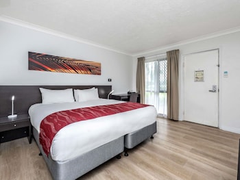 Superior Room, 1 King Bed