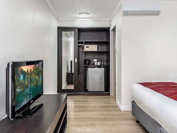 Superior Room, 1 King Bed