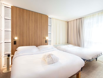 Executive Room, 1 Double Bed with Sofa bed
