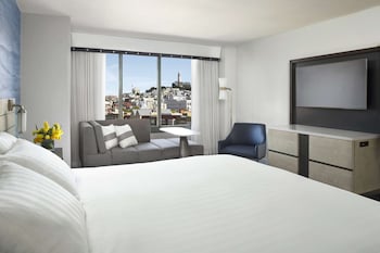 Room, 1 King Bed, City View