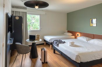 Standard Room, Multiple Beds