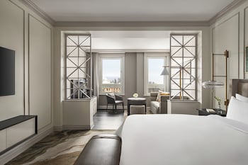 Junior Suite, 1 King Bed