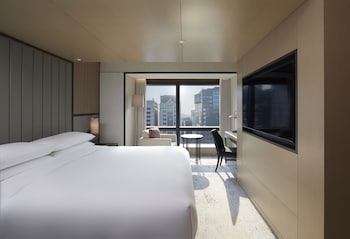 Classic Room, 1 King Bed