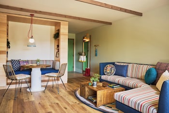 Cabin 1 Bedroom Suite