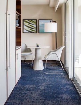 Suite, 1 Bedroom, City View
