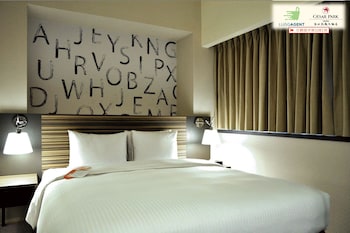 Metro Room