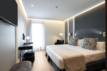 Premium Double Room, Balcony, City View