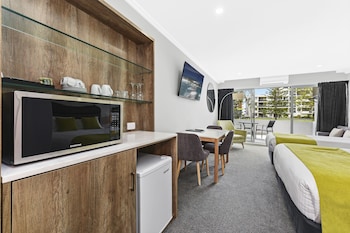 Superior Twin Room, Balcony, River View