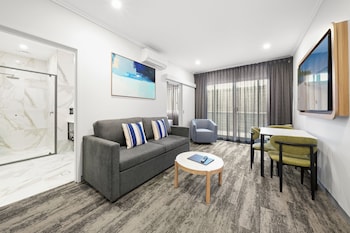 Executive 2 Bedroom Suite with Balcony