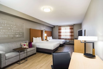 Suite, Non Smoking (2 Queen Beds and 1 Sofa Bed)