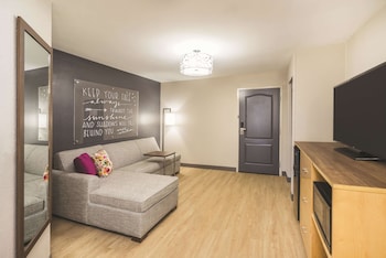 Suite, 1 Bedroom, Non Smoking (2 Rooms)