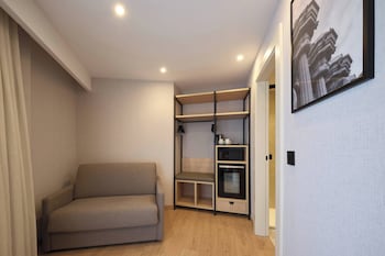 Premium Triple Room, Terrace (Pool)