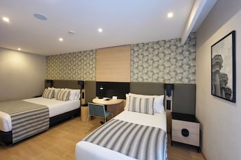 Premium Triple Room, Terrace (Deluxe)