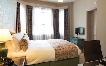 Snug Double Room
