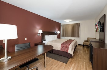Superior Room, 1 King Bed, Non Smoking (First Floor)