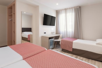 Triple Room (3 adults)