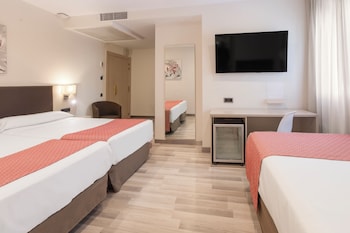 Triple Room (3 adults)