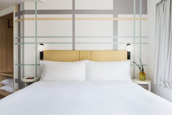 Superior Room, 1 King Bed (Mini)