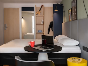 Standard Room, 1 Double Bed
