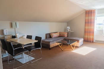 Standard Room, Multiple Beds, Non Smoking (with Sofabed)