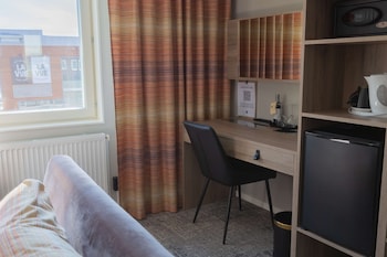Family Suite, Multiple Beds, Non Smoking (Living Room;with Sofabed)