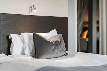 Standard Room, Multiple Beds, Non Smoking (with Sofabed)
