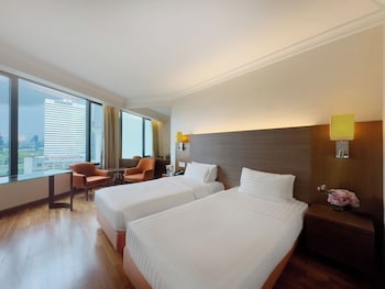 Deluxe Twin Bed