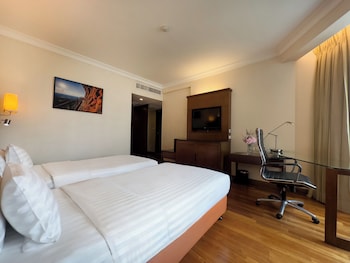 Deluxe Twin Bed