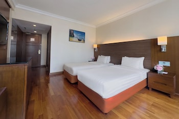 Deluxe Twin Bed