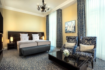 Deluxe Room, 2 Twin Beds
