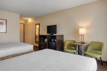 Standard Room, 2 Queen Beds, Non Smoking, Balcony