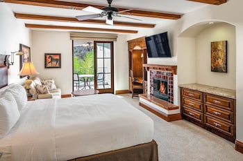 Deluxe Villa, 1 King Bed (Studio)