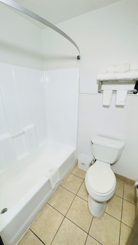 Deluxe Room, 1 Queen Bed with Sofa bed, Non Smoking
