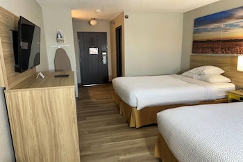 Standard Room, 2 Queen Beds