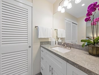 Condo, 1 Bedroom, Ocean View (54D)