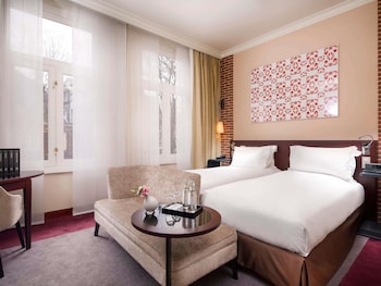Superior Room, 2 Twin Beds, City View (Garden, Courtyard or City View)