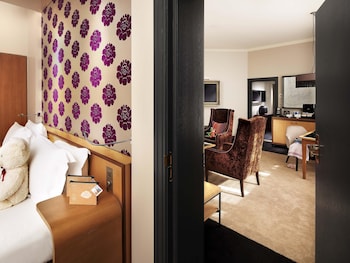Family Room, 1 Double Bed, Connecting Rooms