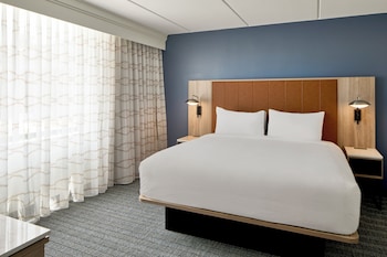 Suite, 1 Bedroom (Mobility/Hearing Accessible, Tub)